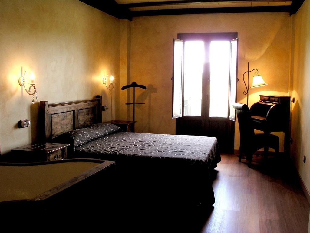 Double Room,150452068:JPEG